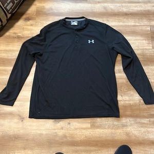 Under Armor Long sleeve Coldgear. Great condition. XL